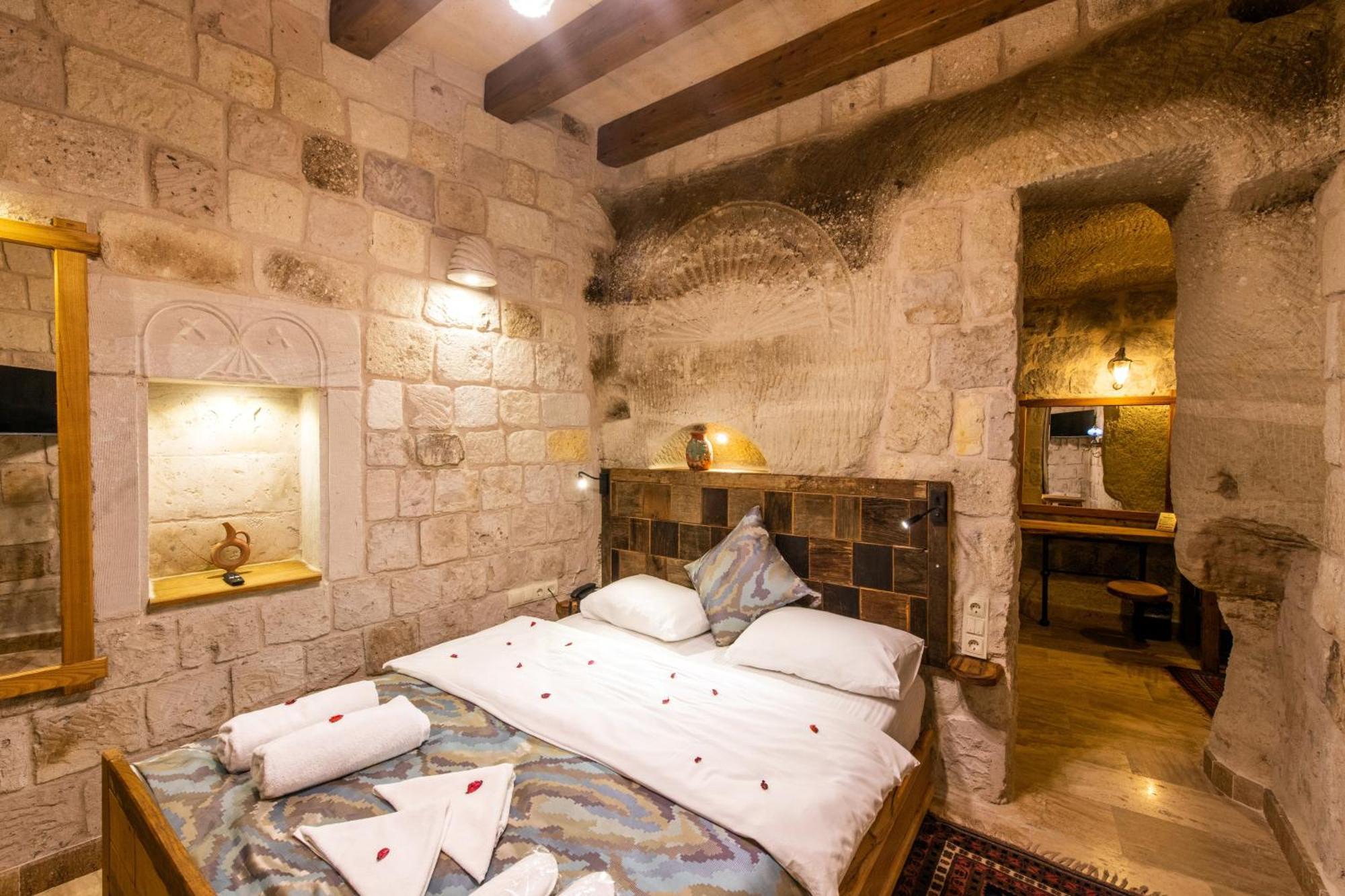 Charming Cave Hotel 格雷梅 客房 照片