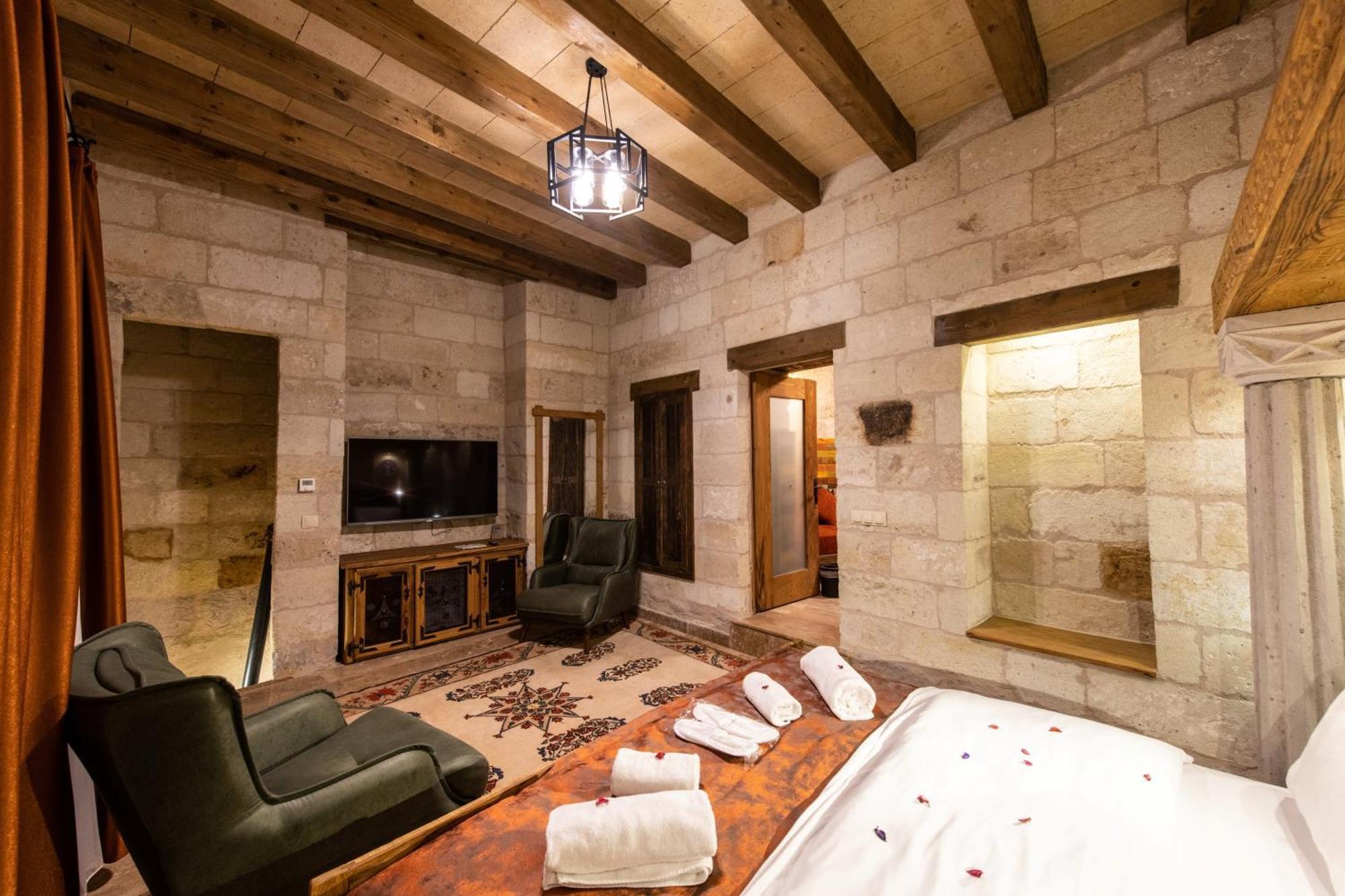 Charming Cave Hotel 格雷梅 客房 照片