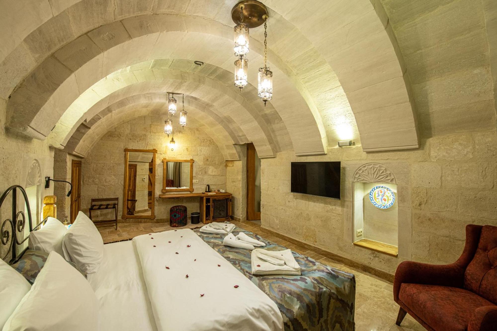 Charming Cave Hotel 格雷梅 客房 照片