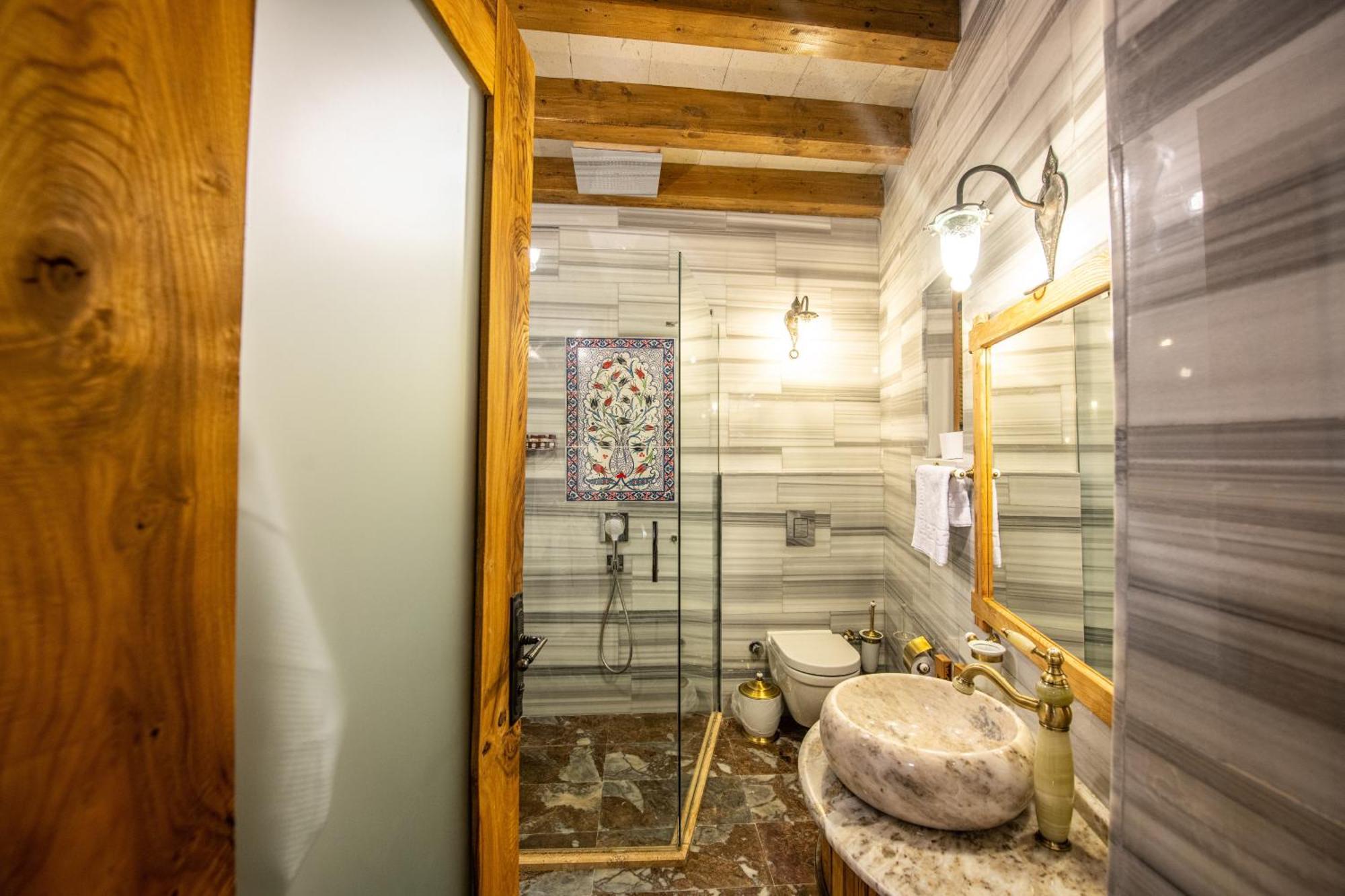 Charming Cave Hotel 格雷梅 客房 照片